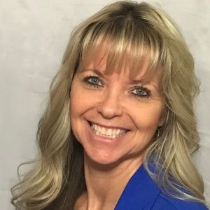 Meet your Posher, Lori